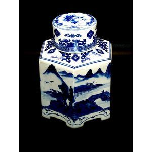 Canton China 6-Sided Urn/Vase with Lid Collectors